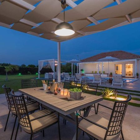 Madini Luxury Villa With Private Heated Pool Vanato 외부 사진
