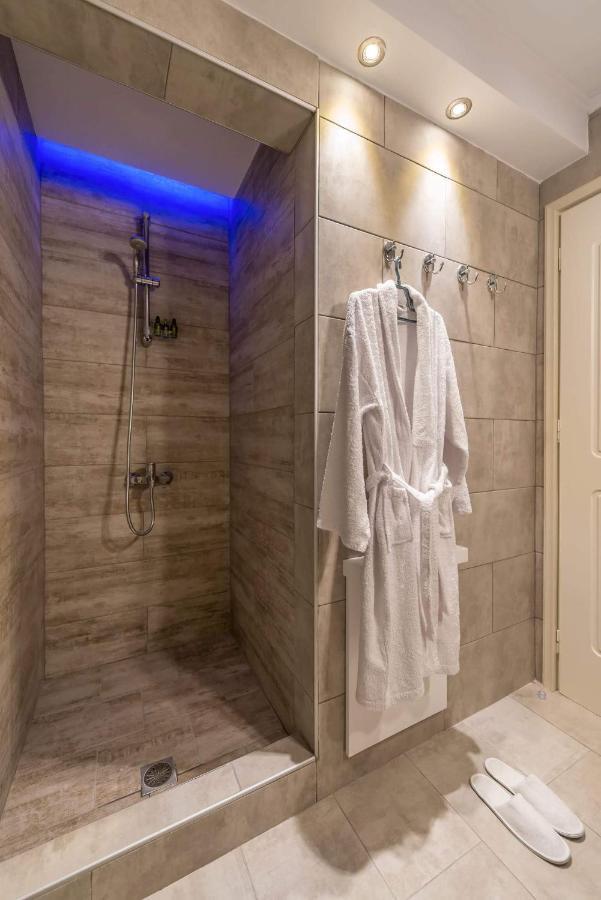Madini Luxury Villa With Private Heated Pool Vanato 외부 사진