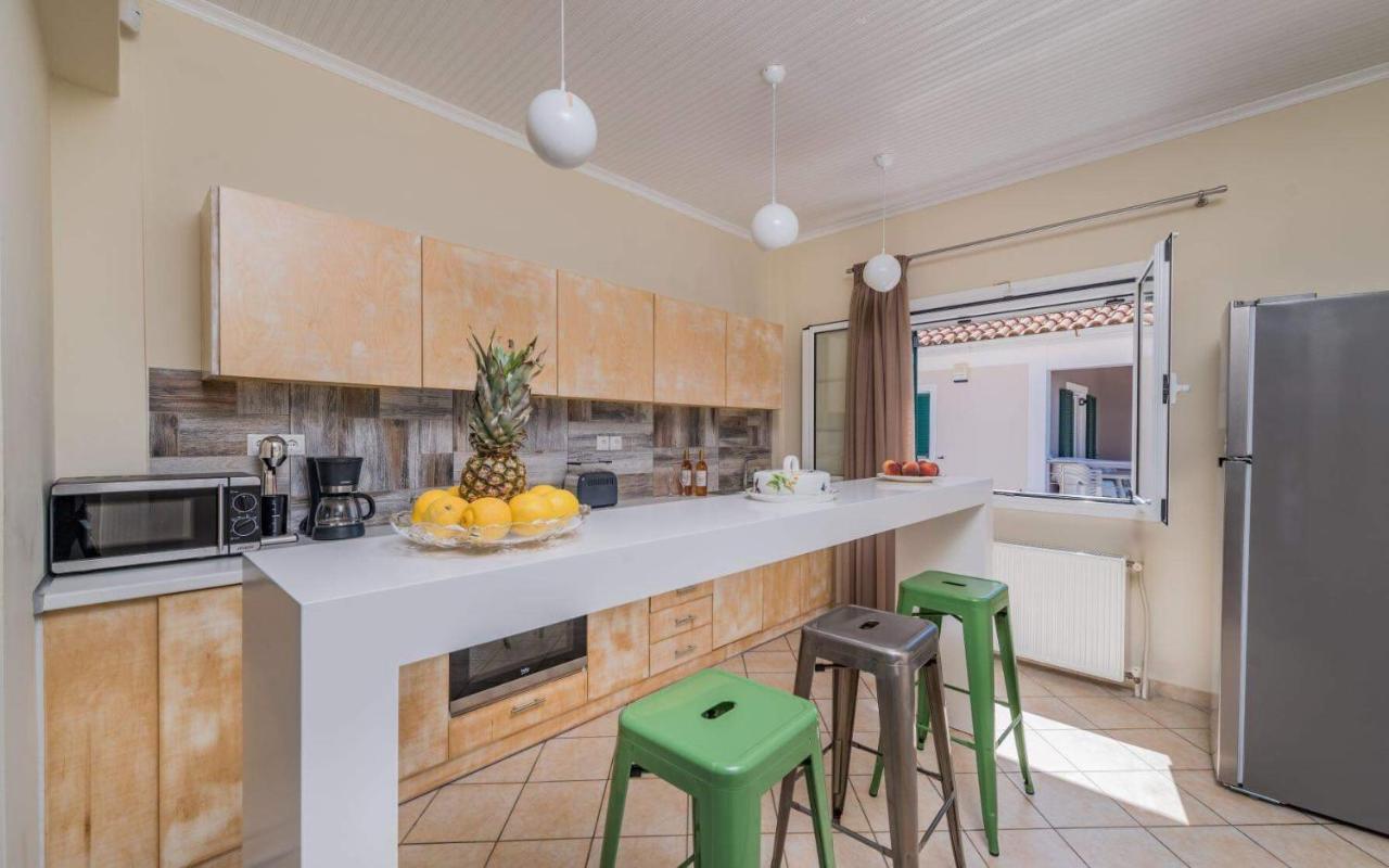 Madini Luxury Villa With Private Heated Pool Vanato 외부 사진