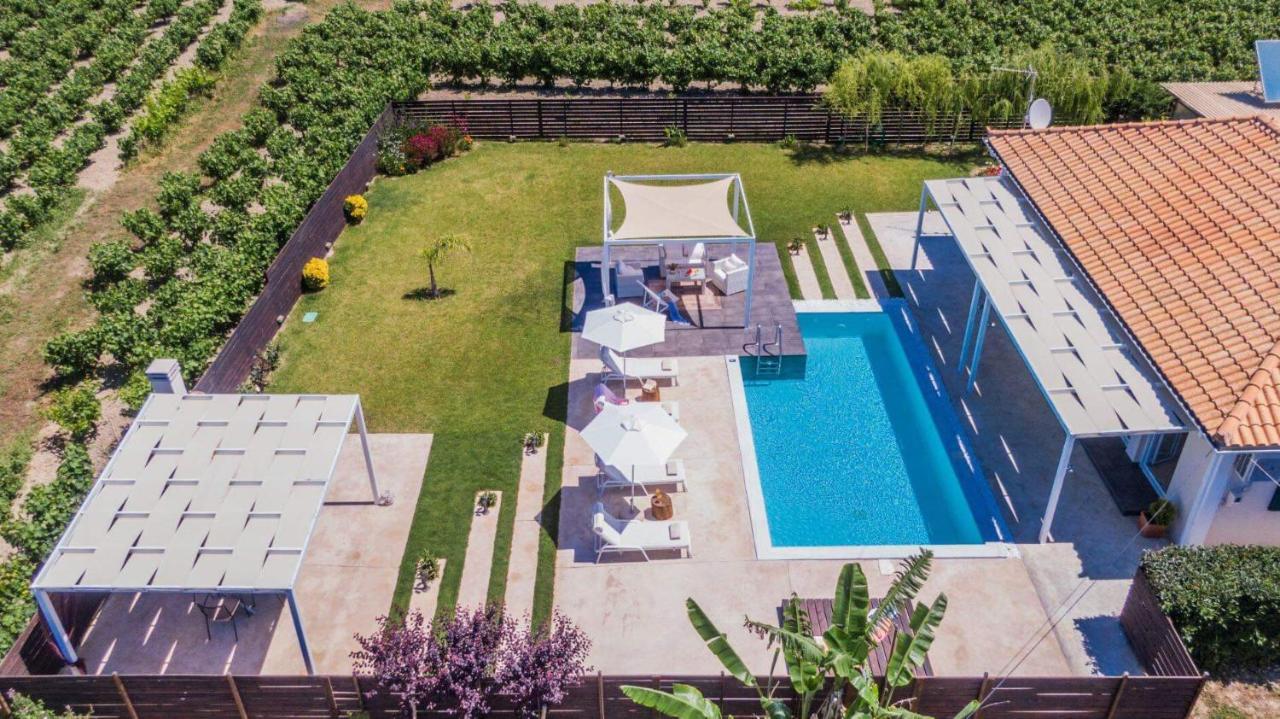 Madini Luxury Villa With Private Heated Pool Vanato 외부 사진
