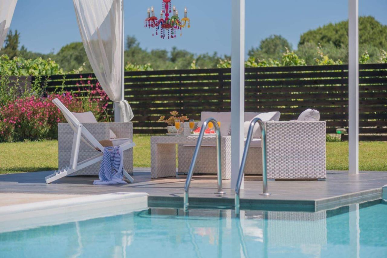 Madini Luxury Villa With Private Heated Pool Vanato 외부 사진