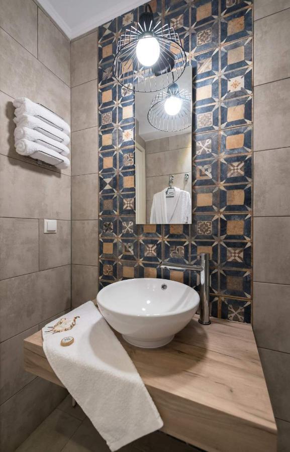 Madini Luxury Villa With Private Heated Pool Vanato 외부 사진