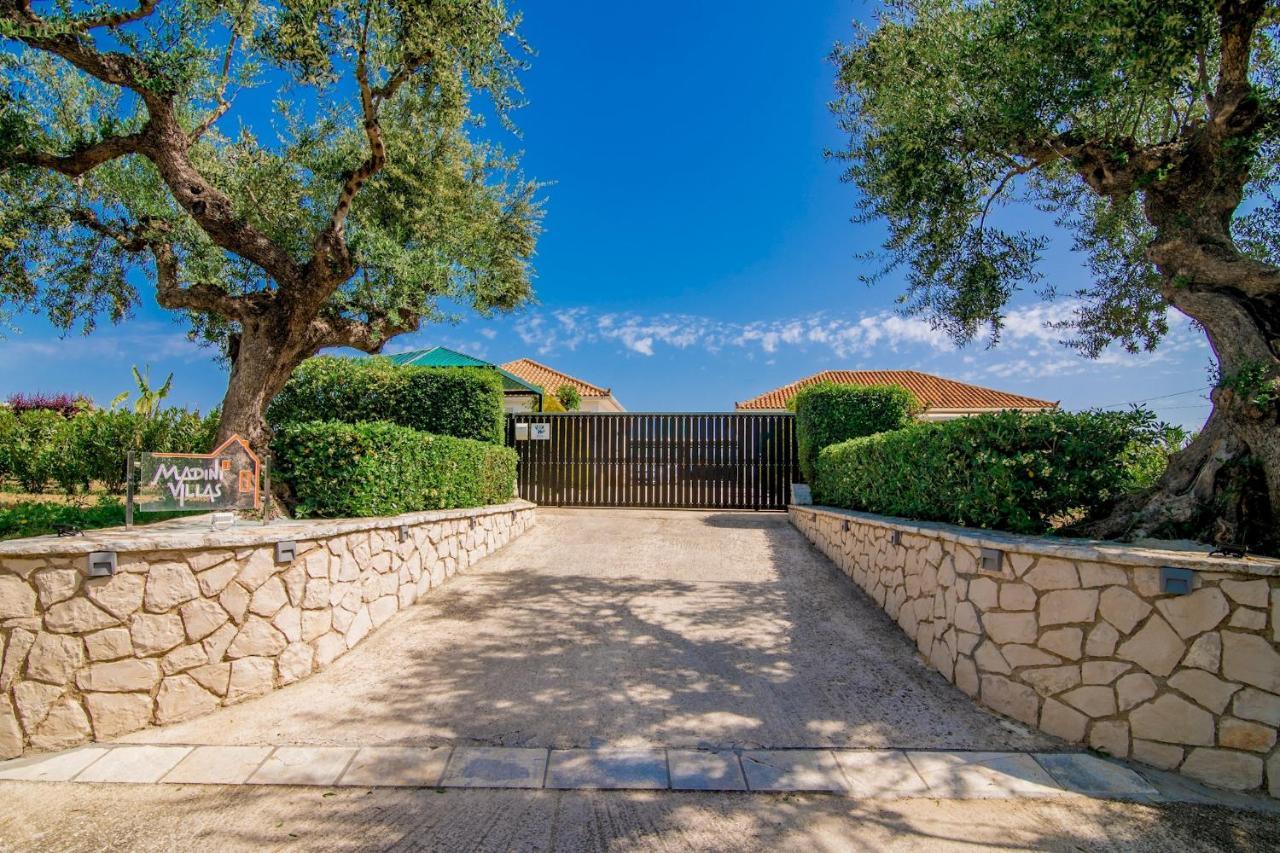 Madini Luxury Villa With Private Heated Pool Vanato 외부 사진