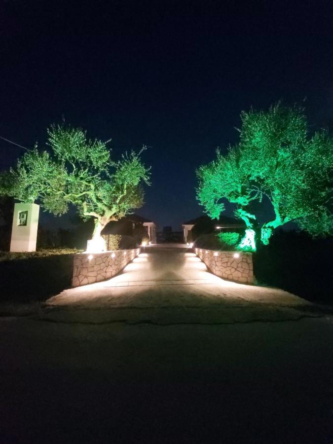 Madini Luxury Villa With Private Heated Pool Vanato 외부 사진